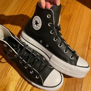 Converse chuck taylor all star high lift trainers in black leather